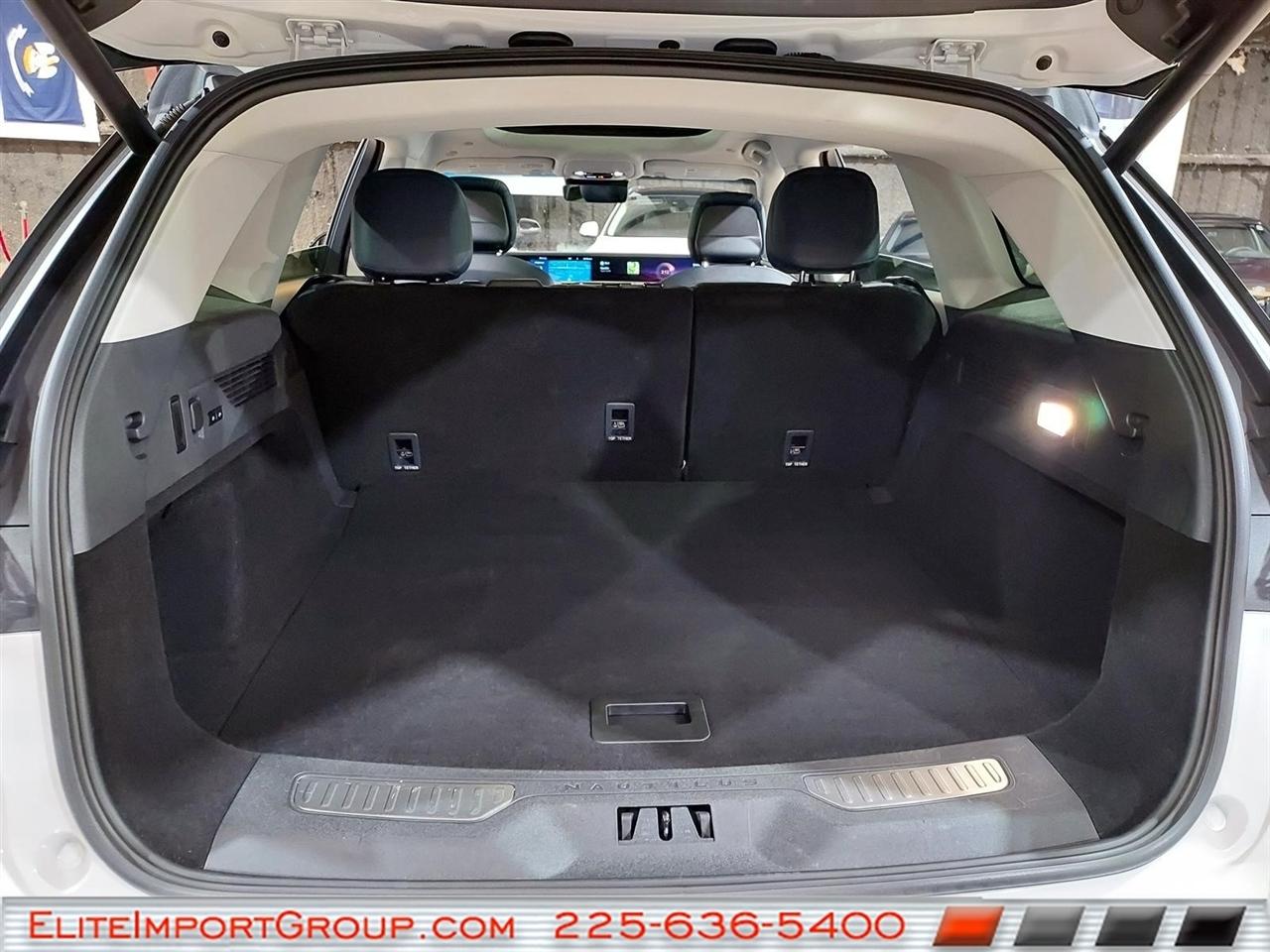 Lincoln Nautilus Reserve AWD 2024