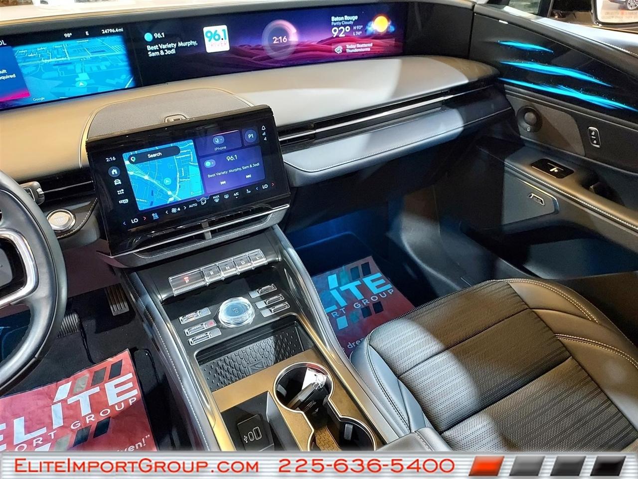 Lincoln Nautilus Reserve AWD 2024