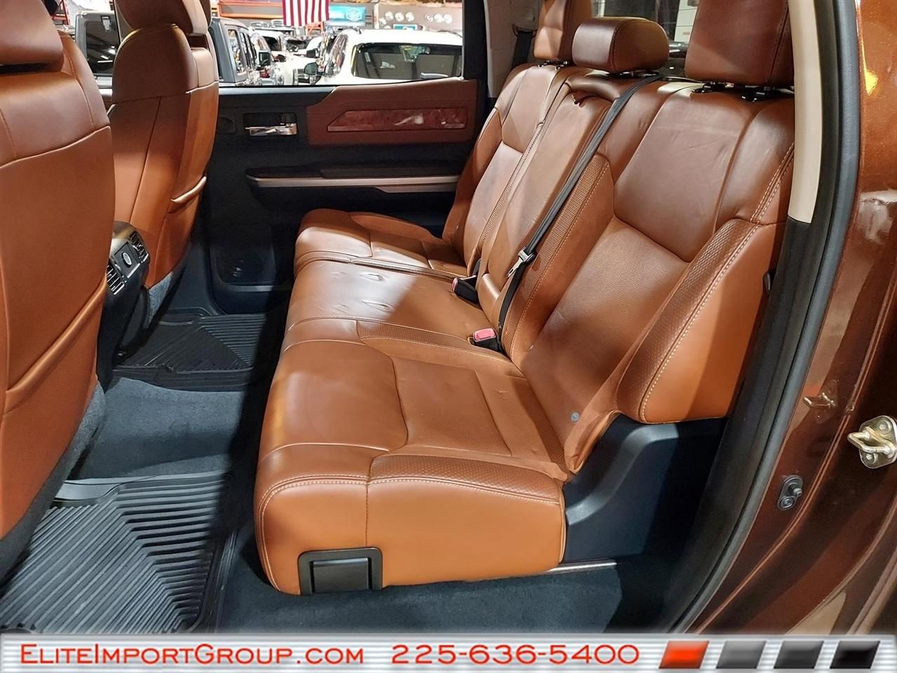 Toyota Tundra 4WD Truck CrewMax 5.7L FFV V8 6-Spd AT Platinum (Natl) 2014