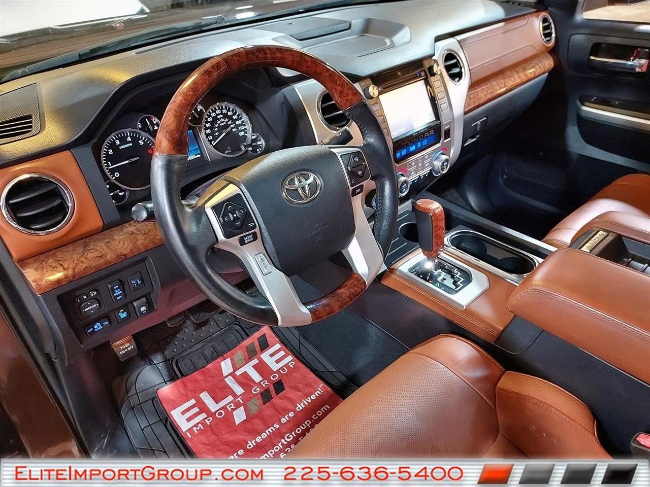 Toyota Tundra 4WD Truck CrewMax 5.7L FFV V8 6-Spd AT Platinum (Natl) 2014