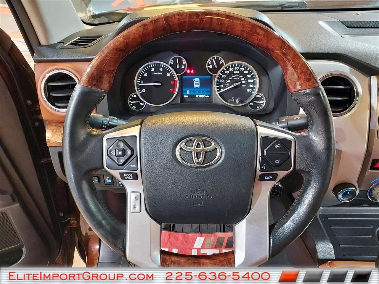 Toyota Tundra 4WD Truck CrewMax 5.7L FFV V8 6-Spd AT Platinum (Natl) 2014