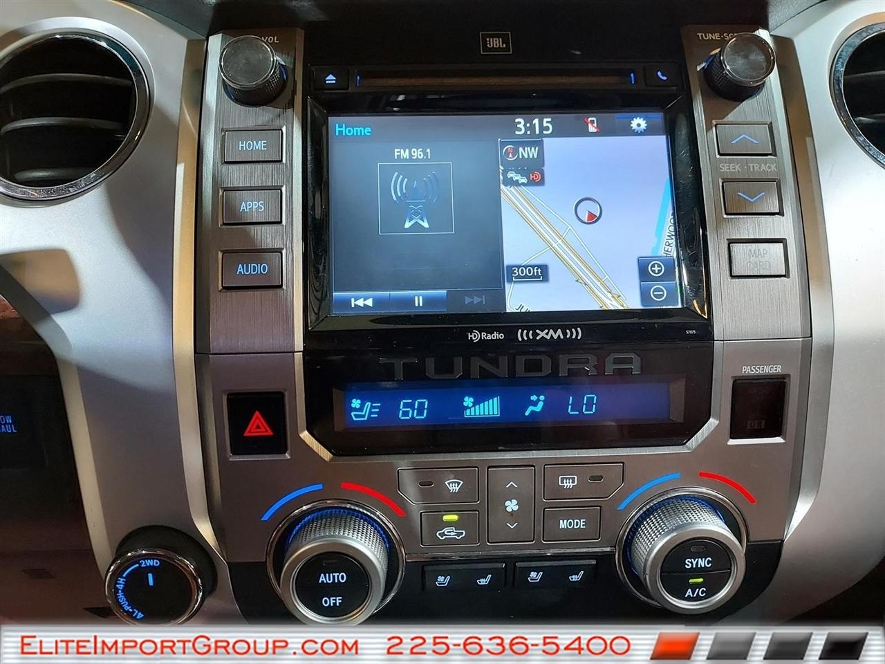 Toyota Tundra 4WD Truck CrewMax 5.7L FFV V8 6-Spd AT Platinum (Natl) 2014