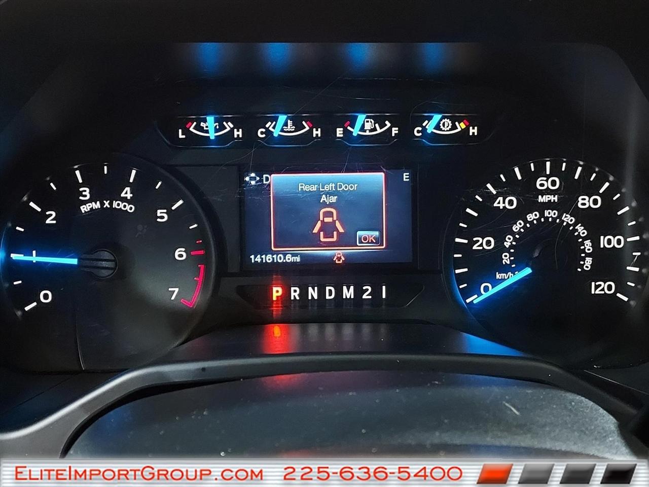 Ford F-150 2WD SuperCab 145" Lariat 2015