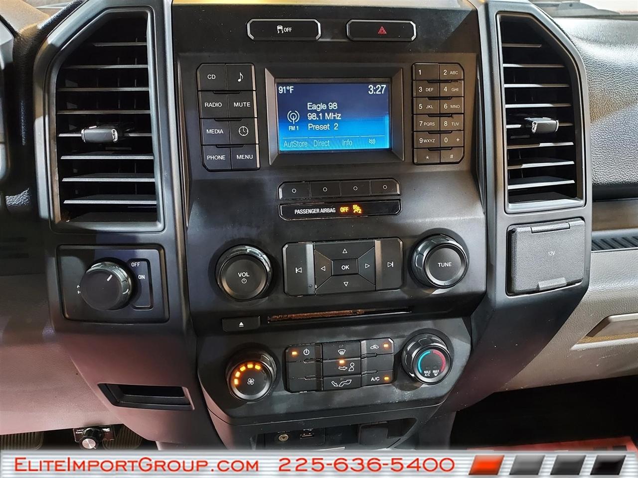 Ford F-150 2WD SuperCab 145" Lariat 2015