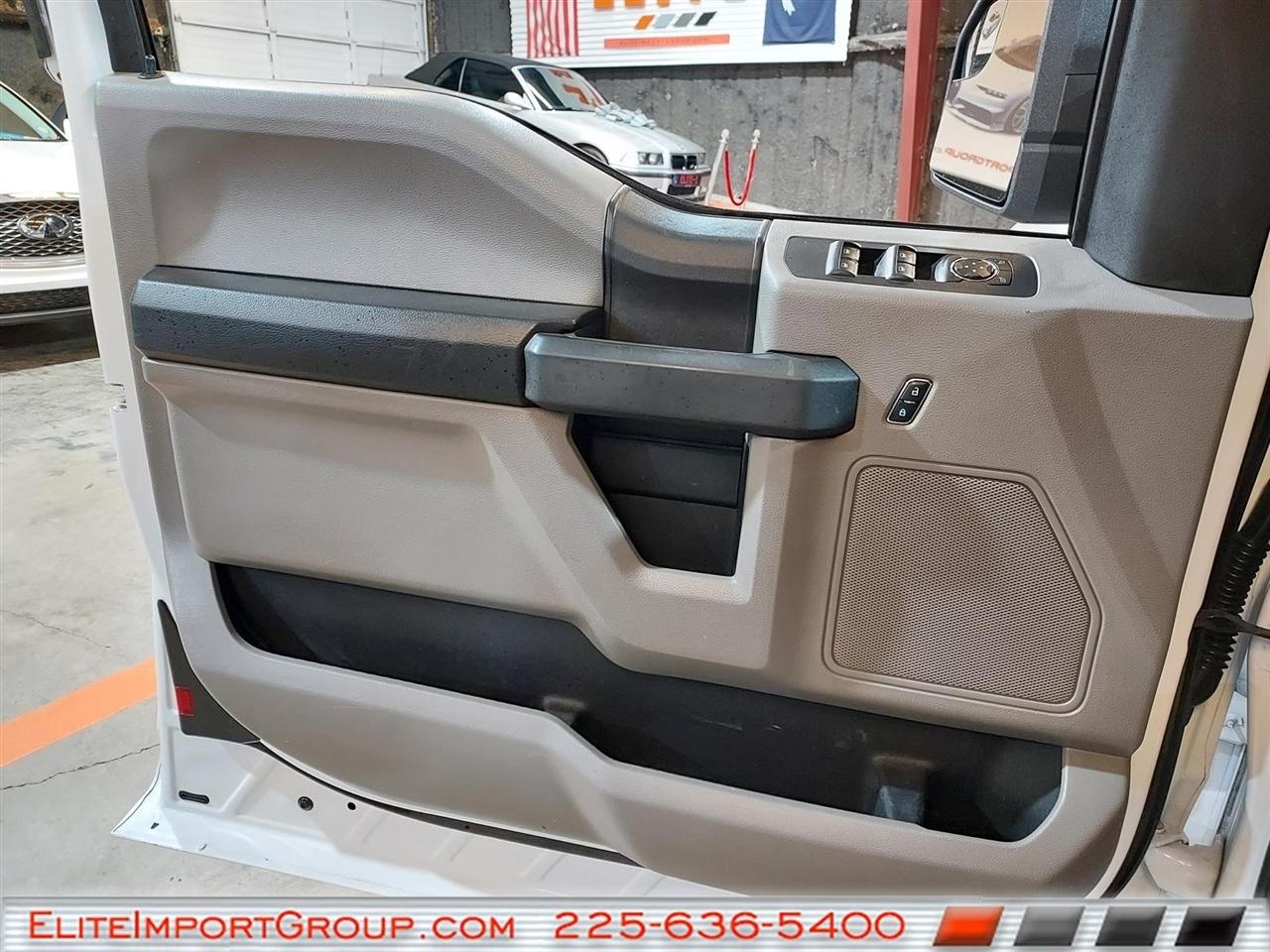 Ford F-150 2WD SuperCab 145" Lariat 2015