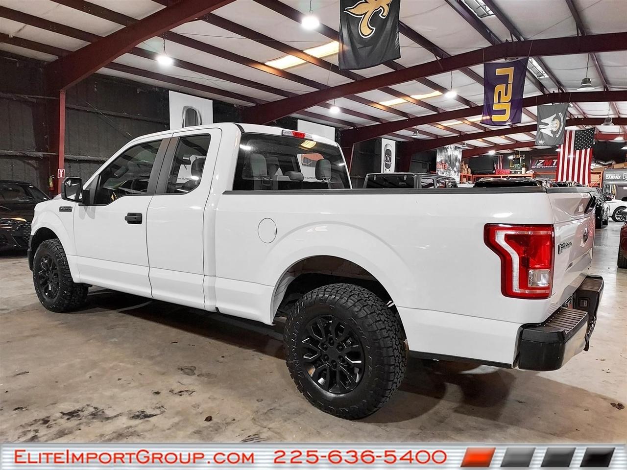 Ford F-150 2WD SuperCab 145" Lariat 2015