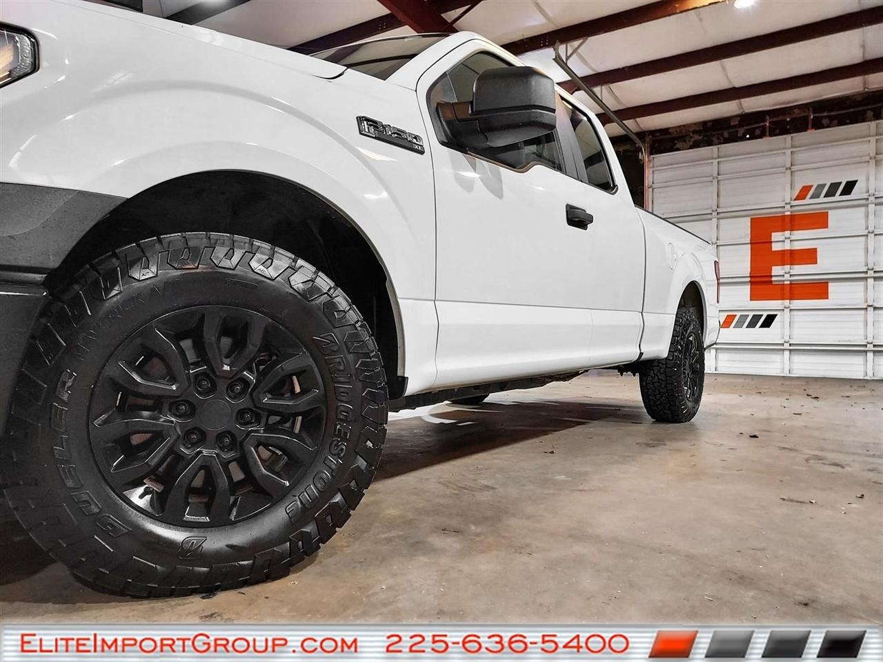 Ford F-150 2WD SuperCab 145" Lariat 2015