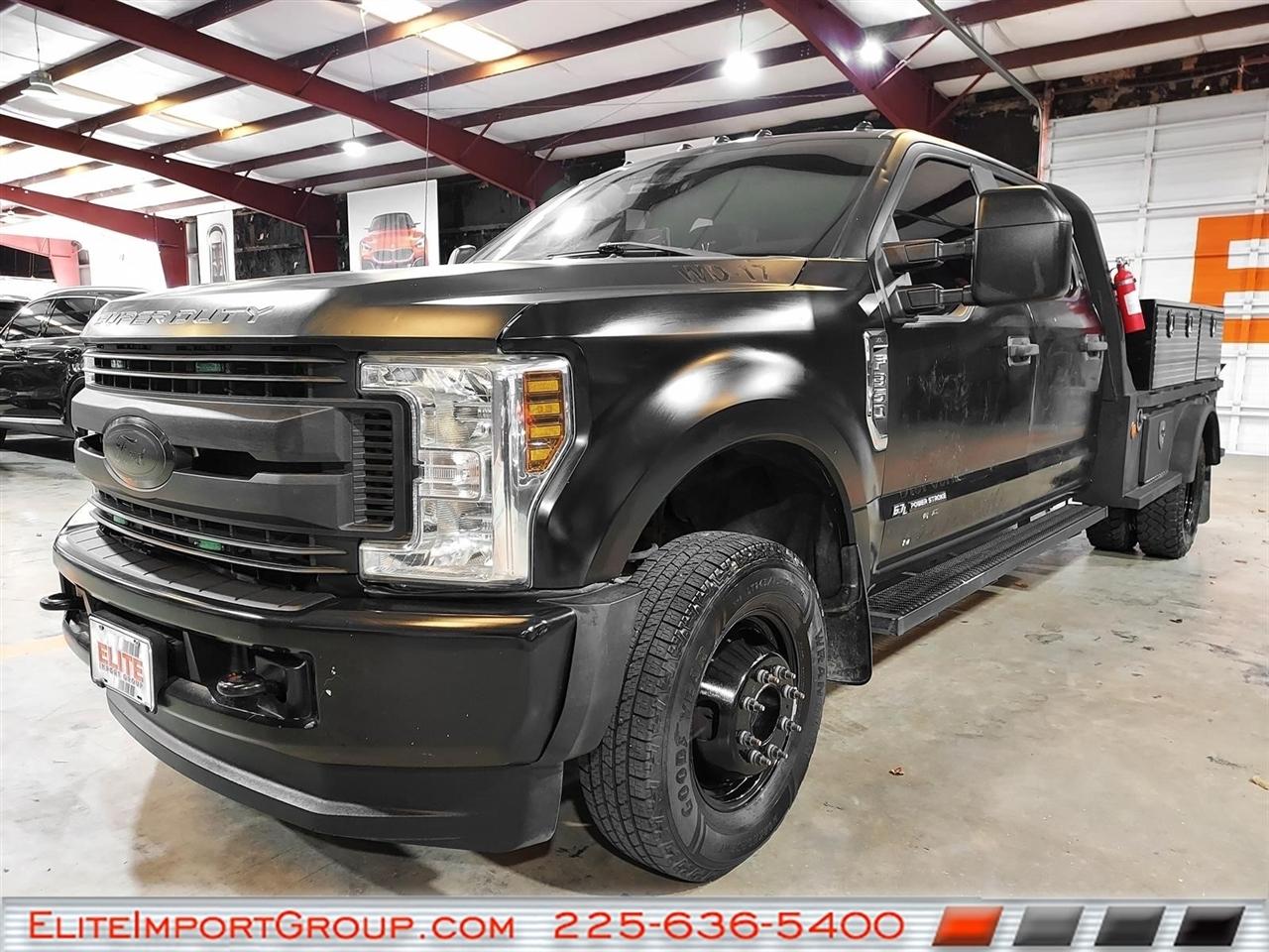 Ford Super Duty F-350 DRW Lariat 4WD Crew Cab 179" WB 60" CA 2019