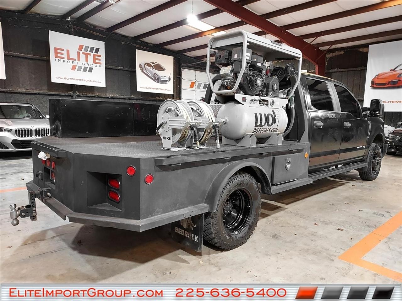 Ford Super Duty F-350 DRW Lariat 4WD Crew Cab 179" WB 60" CA 2019