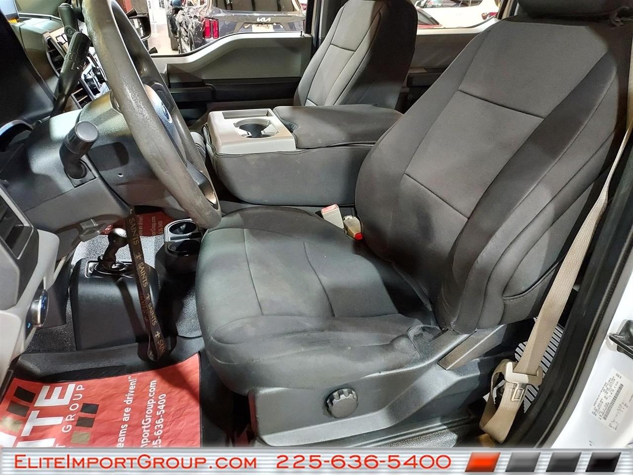 Ford Super Duty F-350 DRW Lariat 4WD Crew Cab 179" WB 60" CA 2019