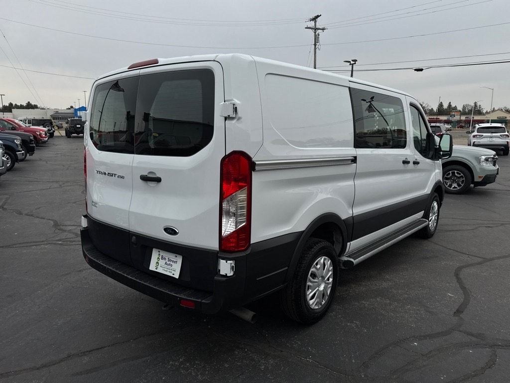Ford Transit Cargo Van T-250 130" Low Rf 9070 GVWR RWD 2023 Ford Transit Cargo Van T-250 130" Low Rf 9070 GVWR RWD 2023
