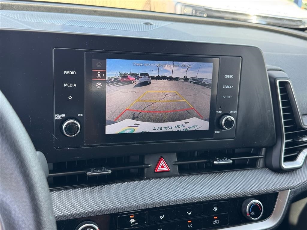 Kia Sportage LX FWD 2024