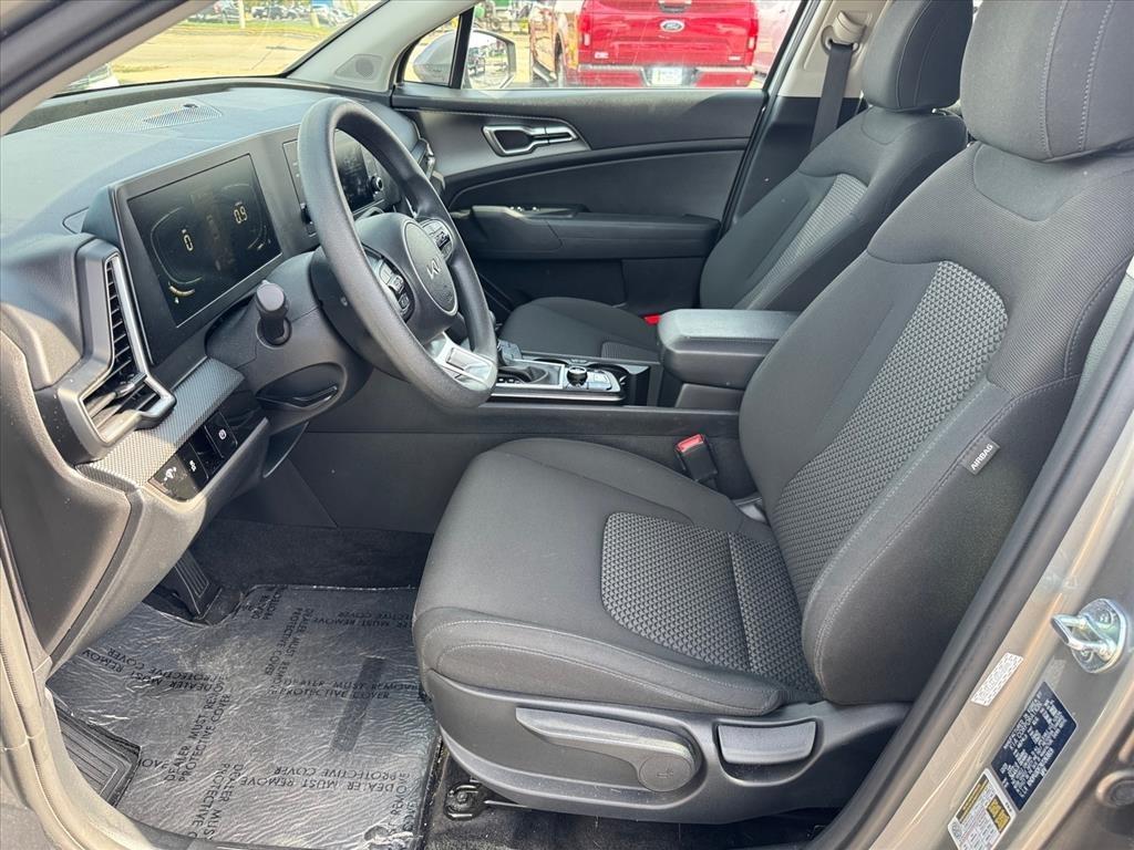 Kia Sportage LX FWD 2024