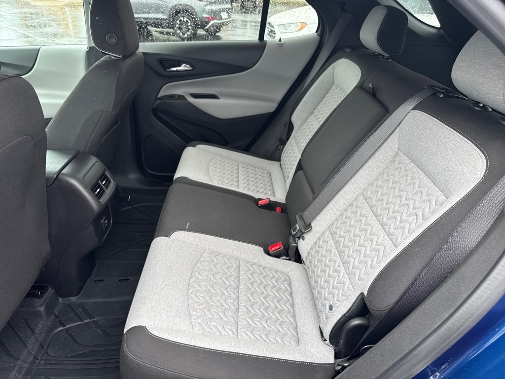 Chevrolet Equinox AWD 4dr LS w/1FL 2023