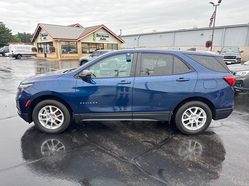 Chevrolet Equinox AWD 4dr LS w/1FL 2023