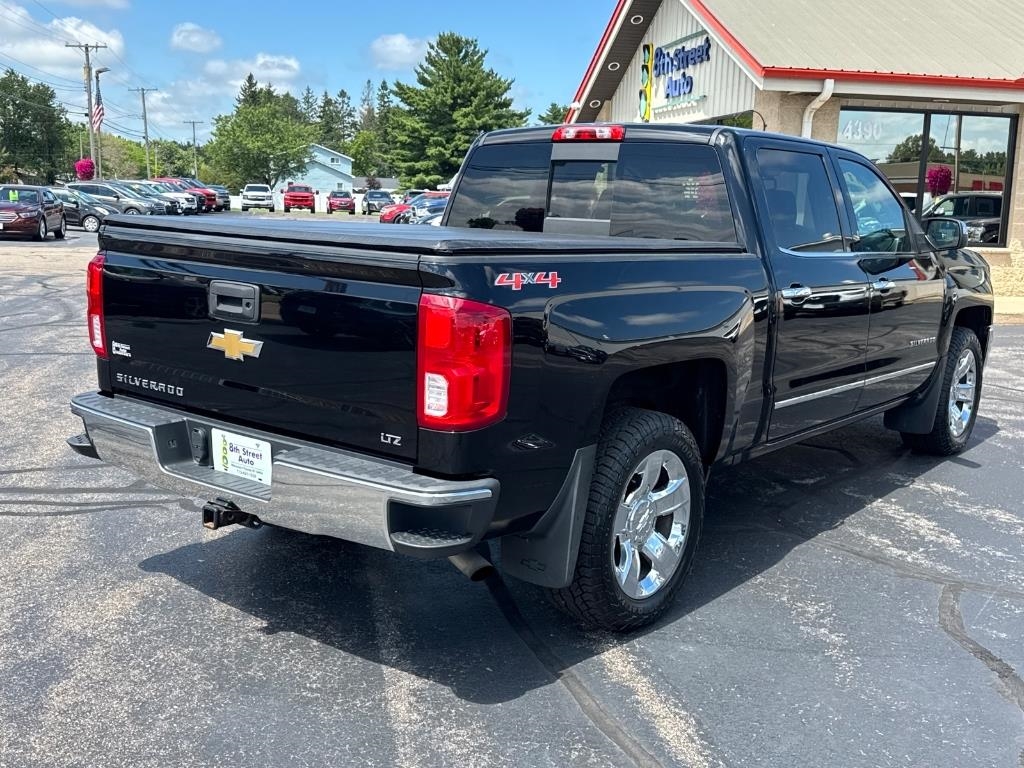 Chevrolet Silverado 1500 4WD Crew Cab 143.5" LTZ w/1LZ 2017