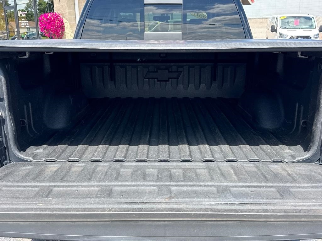 Chevrolet Silverado 1500 4WD Crew Cab 143.5" LTZ w/1LZ 2017