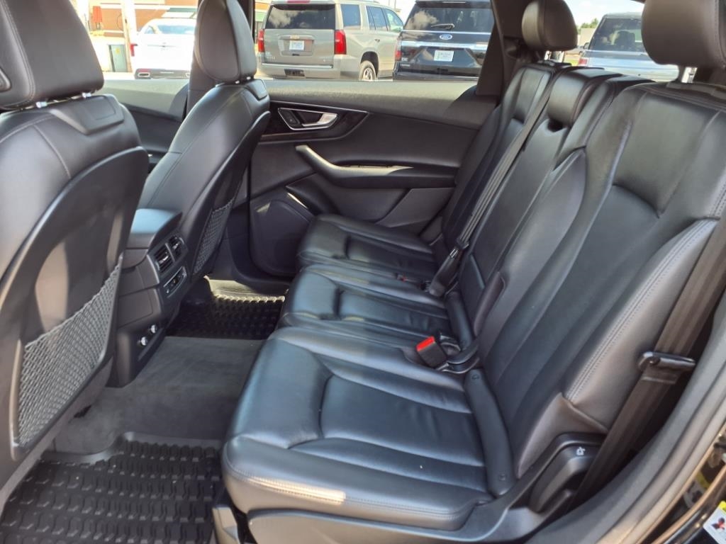 Audi Q7 SE Premium 55 TFSI quattro 2019 Audi Q7 SE Premium 55 TFSI quattro 2019
