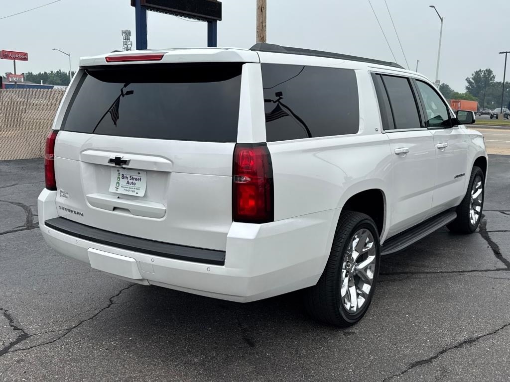 Chevrolet Suburban 4WD 4dr 1500 LT 2019 Chevrolet Suburban 4WD 4dr 1500 LT 2019