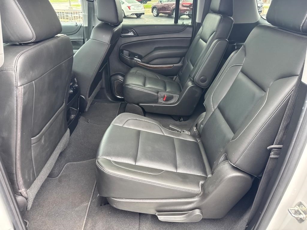 Chevrolet Suburban 4WD 4dr 1500 LT 2019 Chevrolet Suburban 4WD 4dr 1500 LT 2019