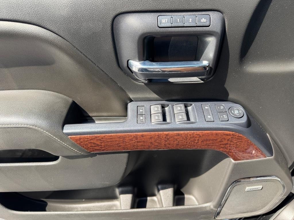 GMC Sierra 2500HD 4WD Crew Cab 153.7" SLT 2015