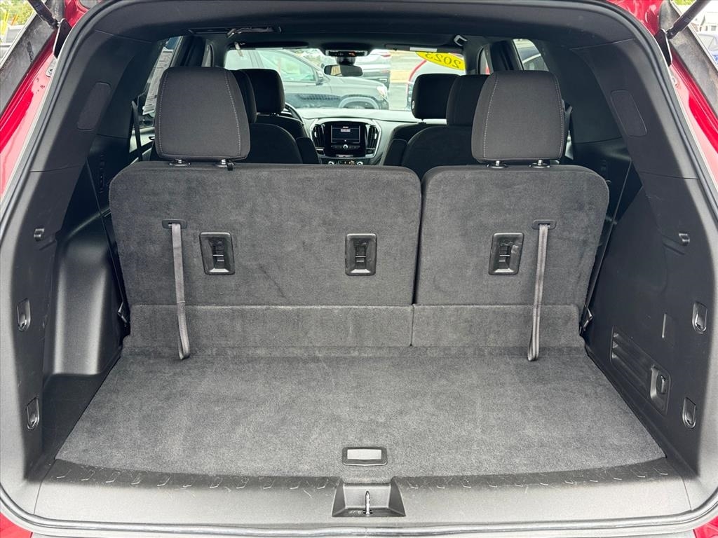 Chevrolet Traverse FWD 4dr LT Cloth w/1LT 2023 Chevrolet Traverse FWD 4dr LT Cloth w/1LT 2023