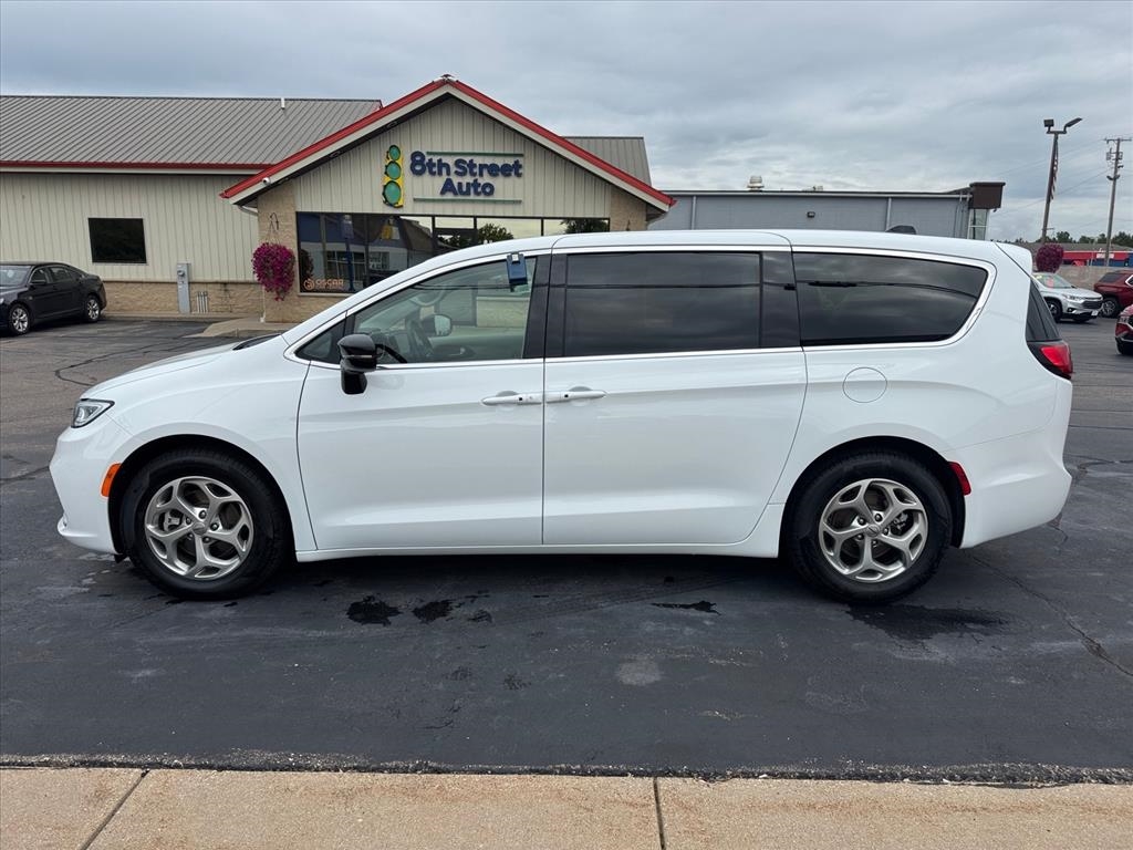 Chrysler Pacifica Limited FWD 2024 Chrysler Pacifica Limited FWD 2024