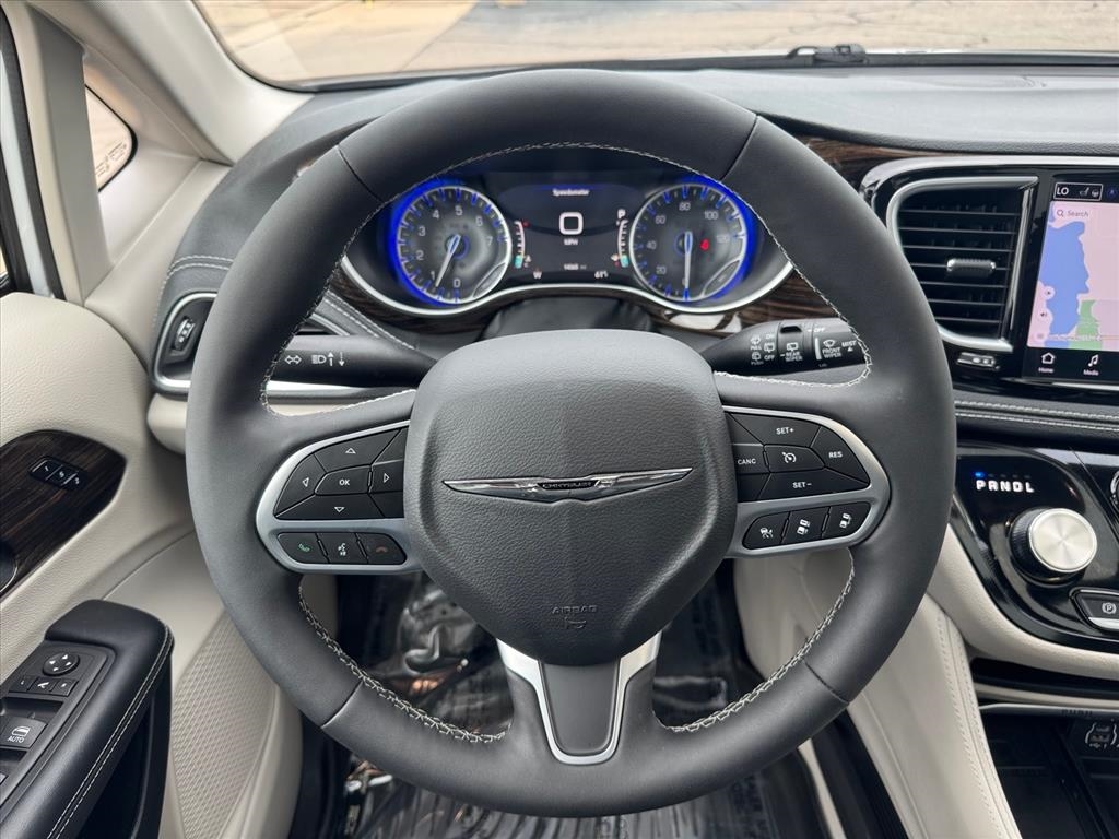 Chrysler Pacifica Limited FWD 2024 Chrysler Pacifica Limited FWD 2024