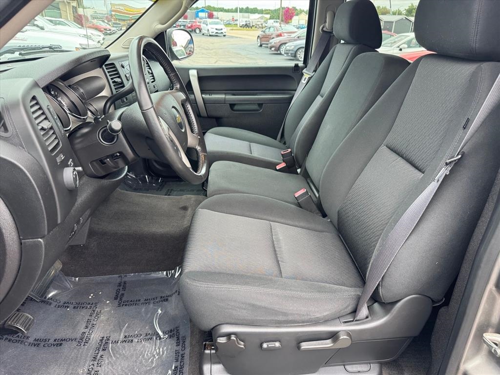 Chevrolet Silverado 1500 4WD Crew Cab 143.5" LT 2013 Chevrolet Silverado 1500 4WD Crew Cab 143.5" LT 2013