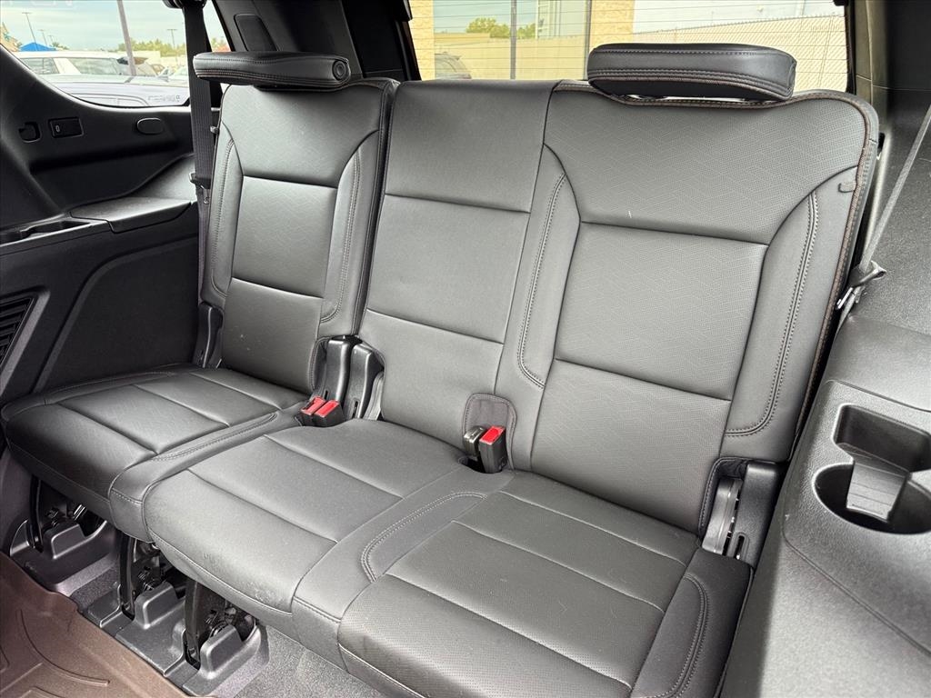 Chevrolet Tahoe 4WD 4dr High Country 2022 Chevrolet Tahoe 4WD 4dr High Country 2022