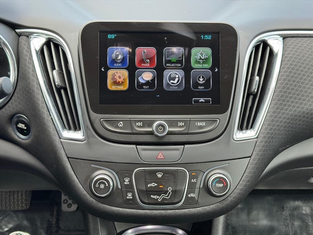 Chevrolet Malibu 4dr Sdn LT w/1LT 2018 Chevrolet Malibu 4dr Sdn LT w/1LT 2018