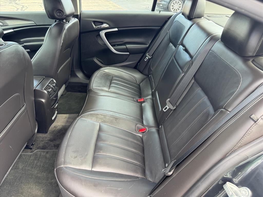 Buick Regal 4dr Sdn Premium II AWD 2016 Buick Regal 4dr Sdn Premium II AWD 2016