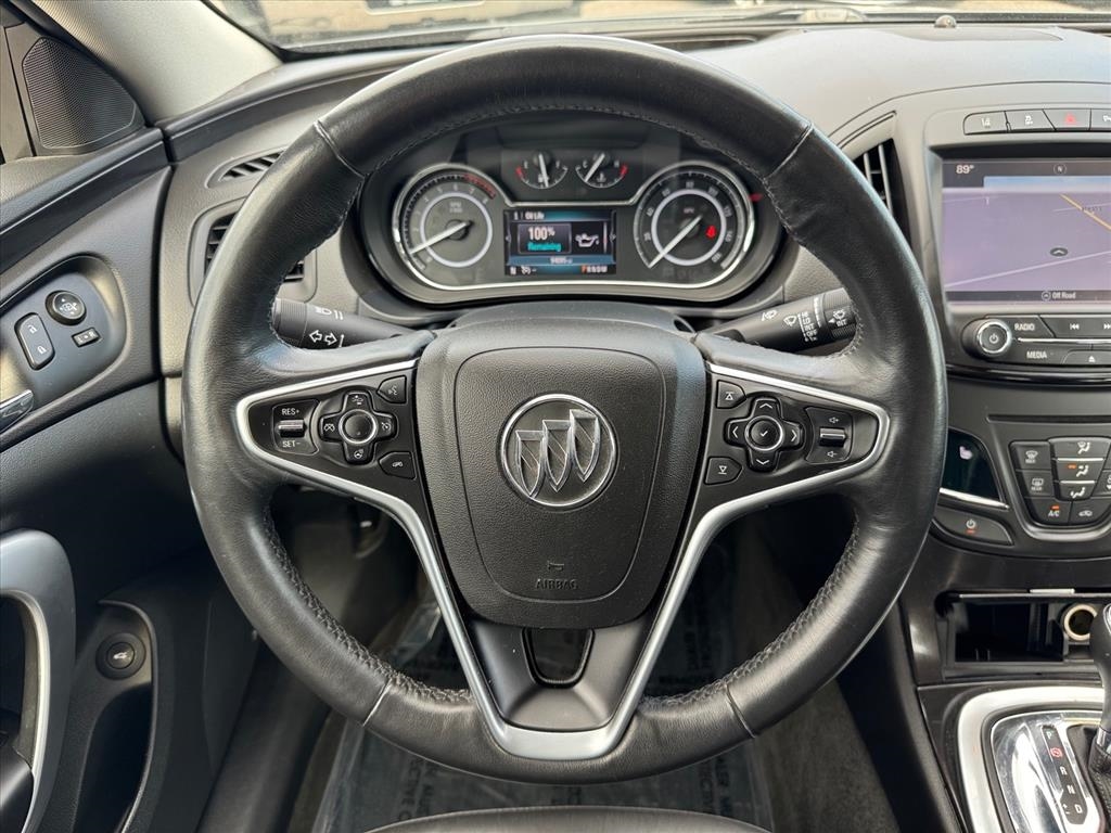 Buick Regal 4dr Sdn Premium II AWD 2016 Buick Regal 4dr Sdn Premium II AWD 2016