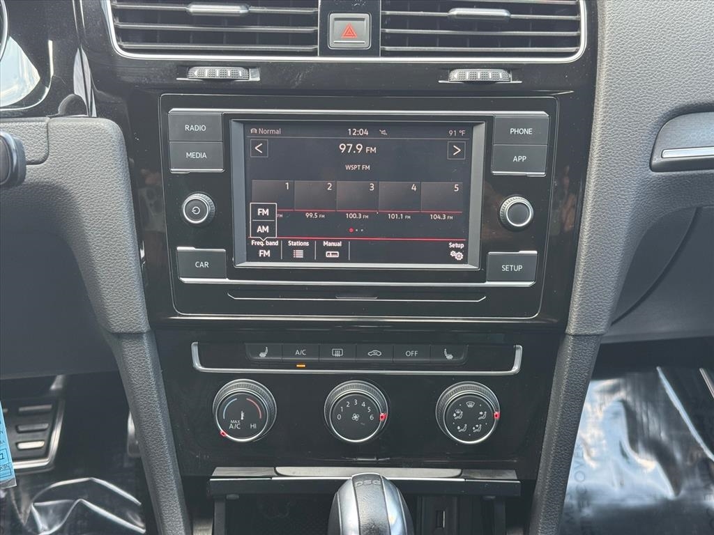 Volkswagen Golf GTI 2.0T Autobahn DSG 2018 Volkswagen Golf GTI 2.0T Autobahn DSG 2018