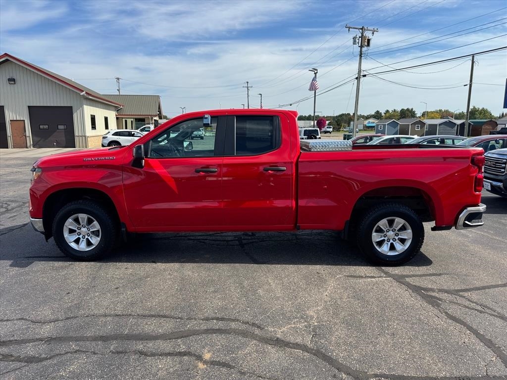 2023 Chevrolet Silverado 1500 Work Truck photo 2
