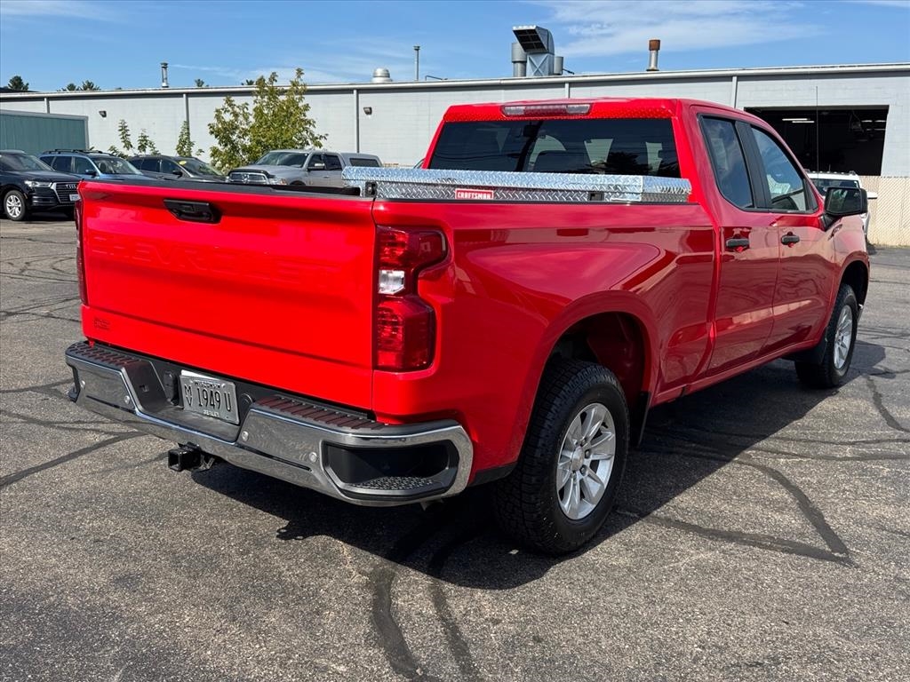 2023 Chevrolet Silverado 1500 Work Truck photo 3
