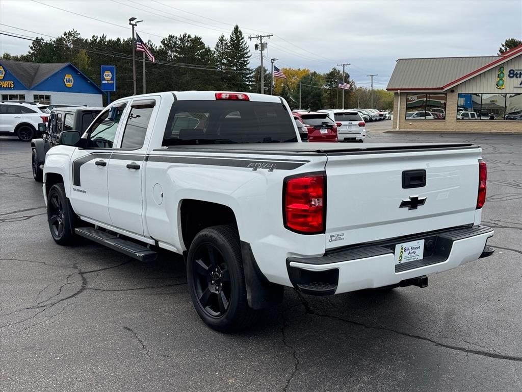 Chevrolet Silverado 1500 4WD Double Cab 143.5" Custom 2018 Chevrolet Silverado 1500 4WD Double Cab 143.5" Custom 2018