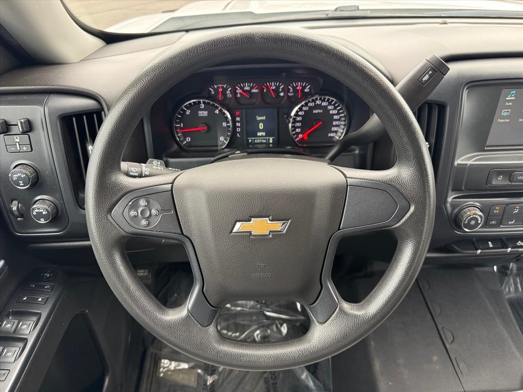 Chevrolet Silverado 1500 4WD Double Cab 143.5" Custom 2018