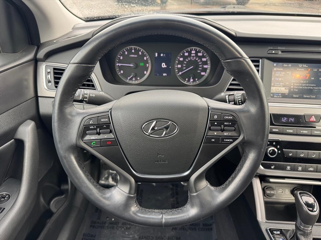 Hyundai Sonata Sport 2.4L 2017 Hyundai Sonata Sport 2.4L 2017
