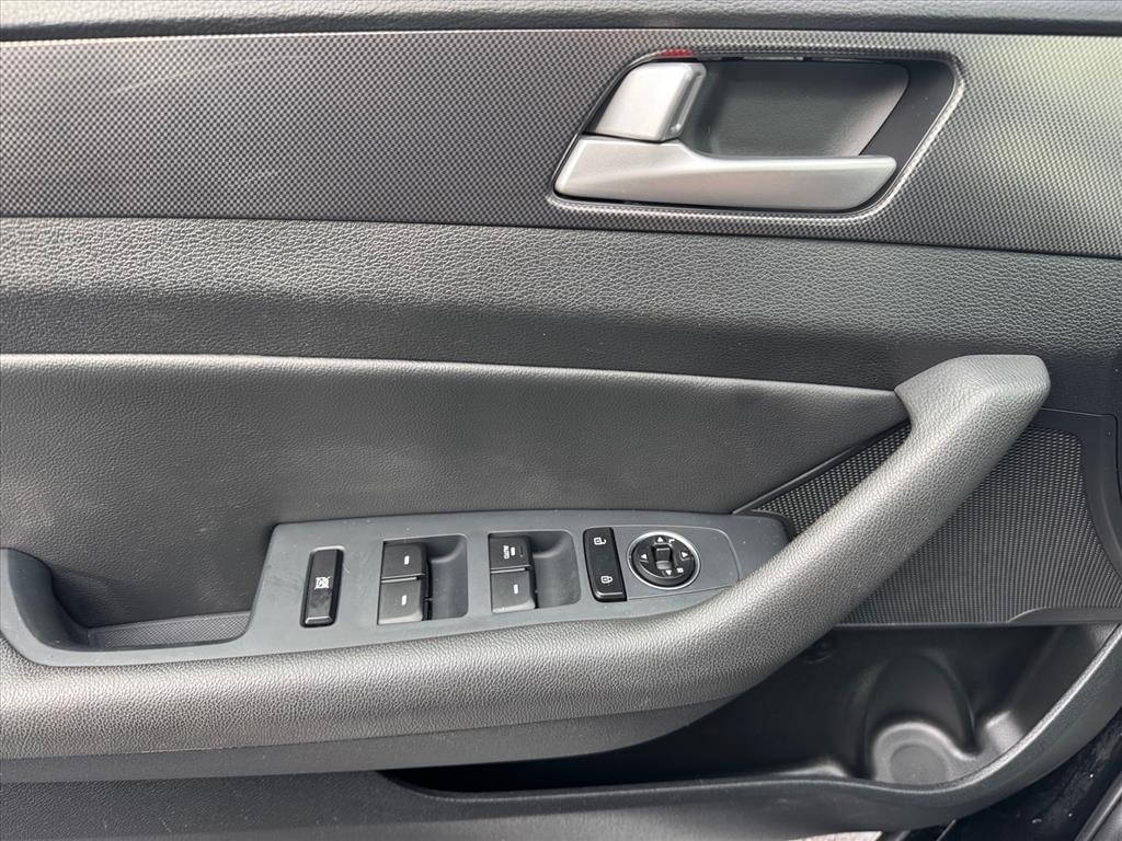Hyundai Sonata Sport 2.4L 2017 Hyundai Sonata Sport 2.4L 2017