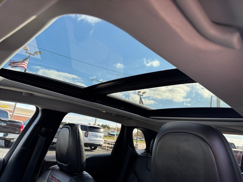 Jeep Cherokee Trailhawk 4x4 2019 Jeep Cherokee Trailhawk 4x4 2019