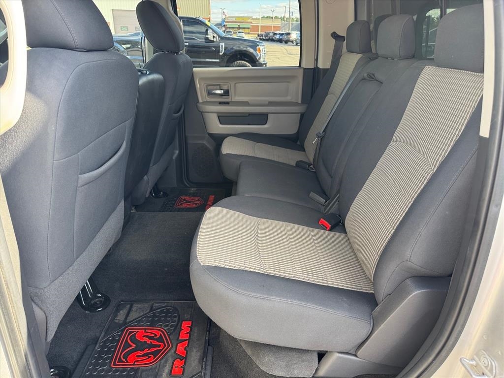 Dodge Ram 2500 4WD Crew Cab 169" SLT 2010 Dodge Ram 2500 4WD Crew Cab 169" SLT 2010