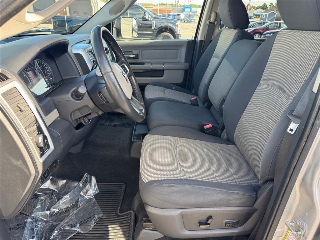 Dodge Ram 2500 4WD Crew Cab 169" SLT 2010