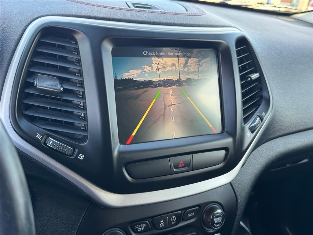 Jeep Cherokee Trailhawk 4x4 *Ltd Avail* 2017