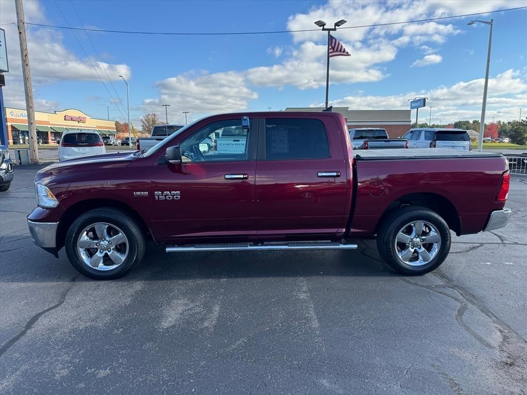 RAM 1500 Big Horn 4x4 Crew Cab 5'7" Box 2017