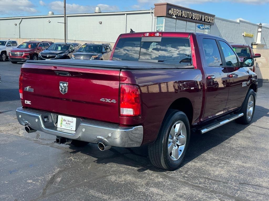 RAM 1500 Big Horn 4x4 Crew Cab 5'7" Box 2017