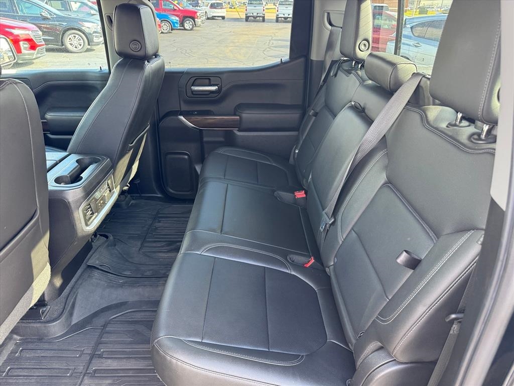 GMC Sierra 1500 4WD Crew Cab 147" SLT 2019 GMC Sierra 1500 4WD Crew Cab 147" SLT 2019