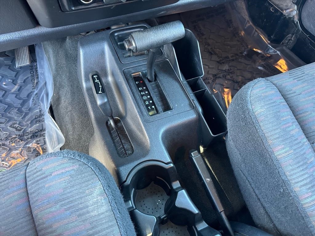 Jeep Wrangler 2dr Unlimited LWB 2004