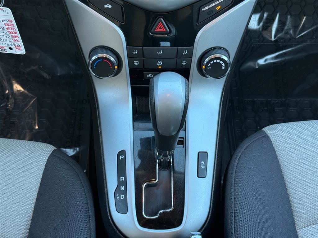 Chevrolet Cruze Limited 4dr Sdn Auto LS 2016