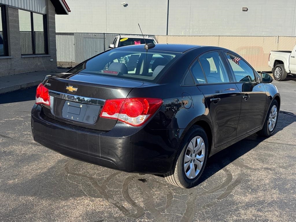 Chevrolet Cruze Limited 4dr Sdn Auto LS 2016